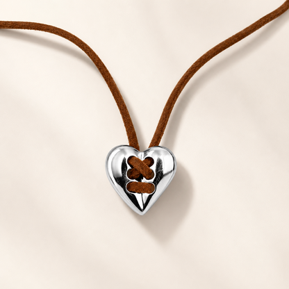 Vintage Silver Heart Leather Necklace full product presentation image